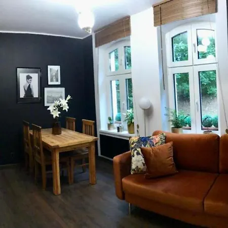 Apartament Slowackiego No. 5 *