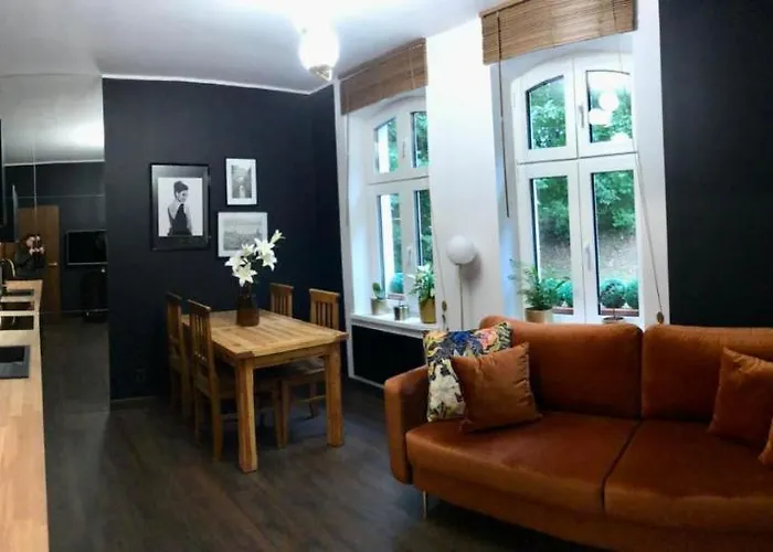 Apartment Slowackiego No. 5 *